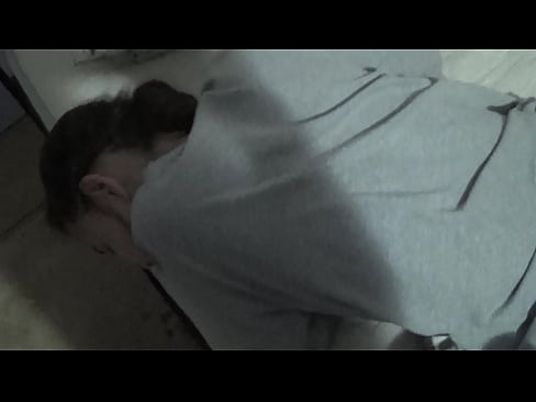 ❤️ Fucked một người yêu trong khi cô ấy đang ngủ sd ❤️ Siêu khiêu dâm tại chúng tôi ❌